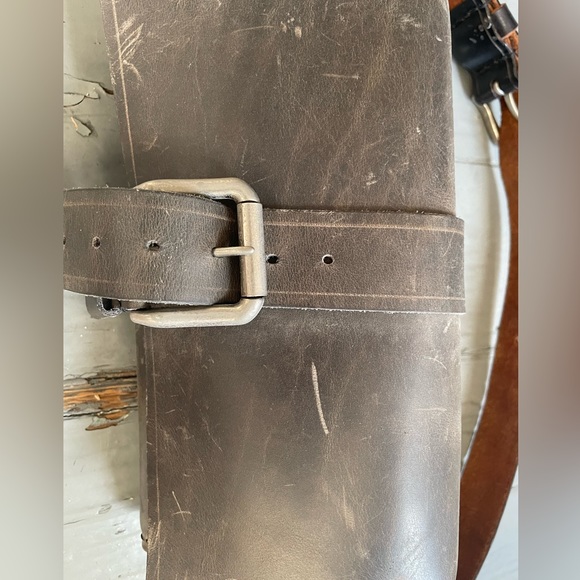 Handmade leather belt bag - Picture 2 of 3